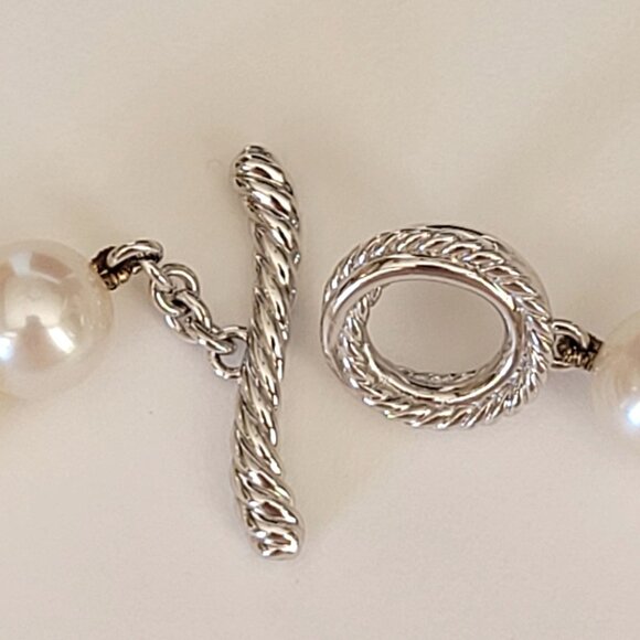 David Yurman Pearl Crossover Necklace 17” 9x8.5mm - Picture 6 of 11